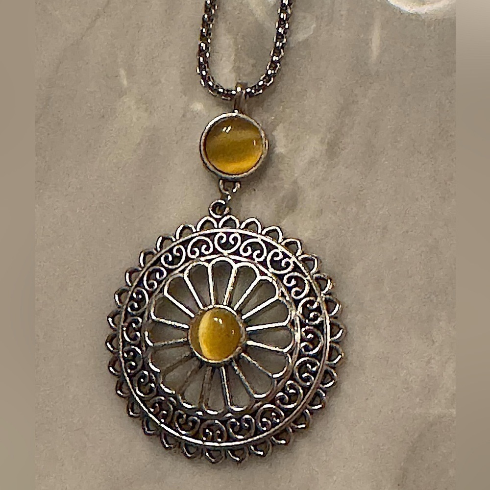 Elegant Silver and Yellow Pendant Necklace & earring set hand crafted